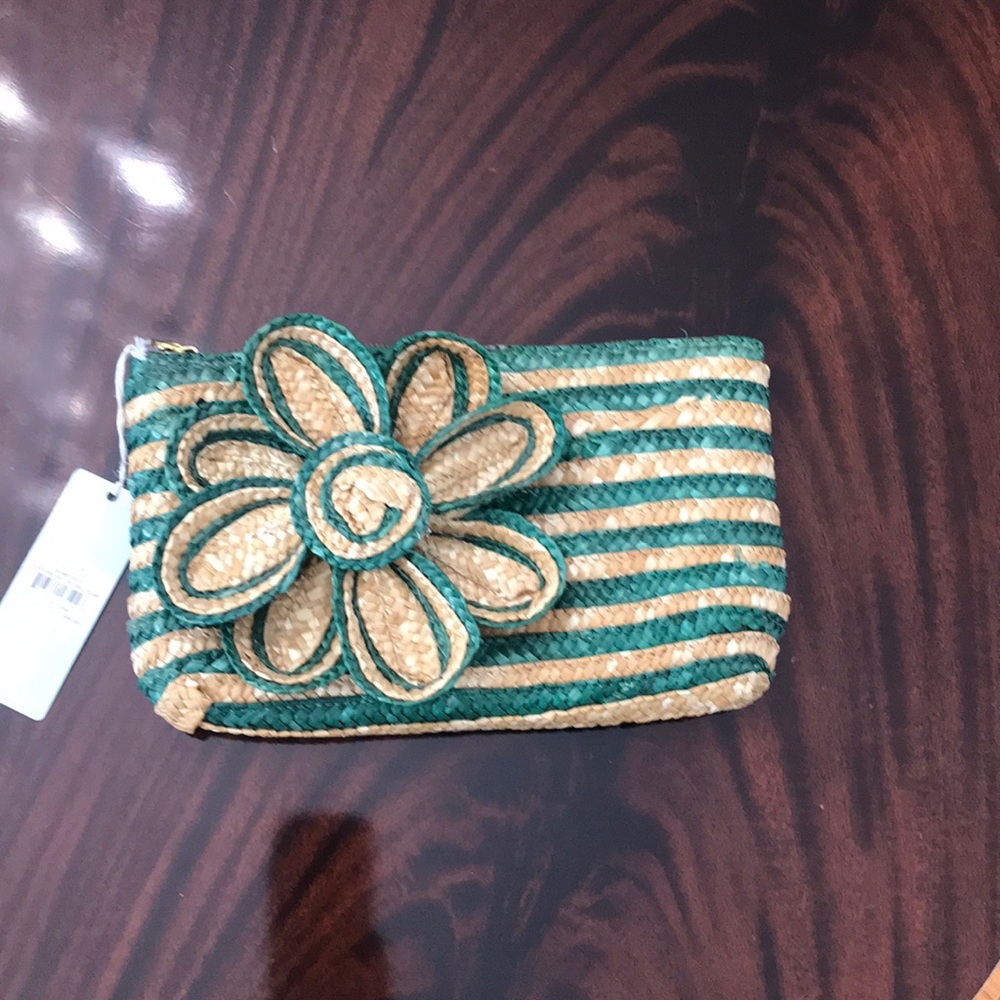 Mud Pie woven Straw Clutch